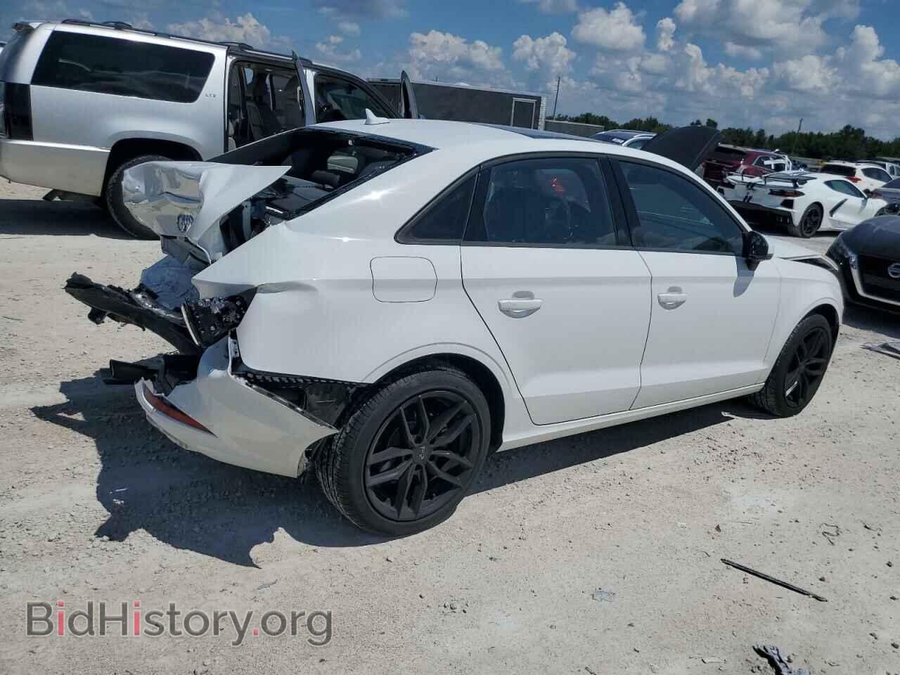 2018 AUDI A3 - VIN: WAUAUGFF7J1014886 - Фото 3
