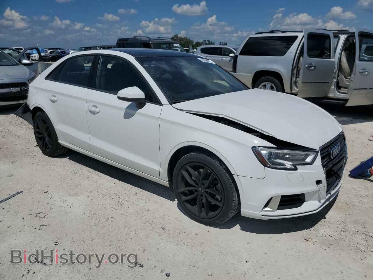 2018 AUDI A3 - VIN: WAUAUGFF7J1014886 - Фото 4