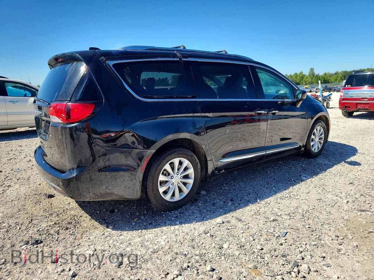 2018 CHRYSLER PACIFICA - VIN: 2C4RC1EG9JR291583 - Photo 3