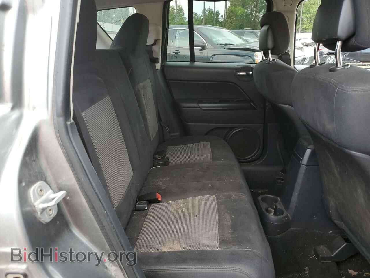 2011 JEEP COMPASS - VIN: 1J4NT1FA2BD290346 - Photo 11