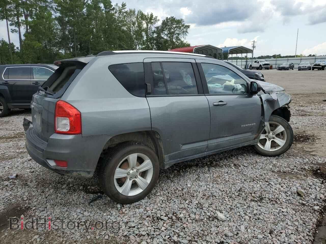 2011 JEEP COMPASS - VIN: 1J4NT1FA2BD290346 - Photo 3