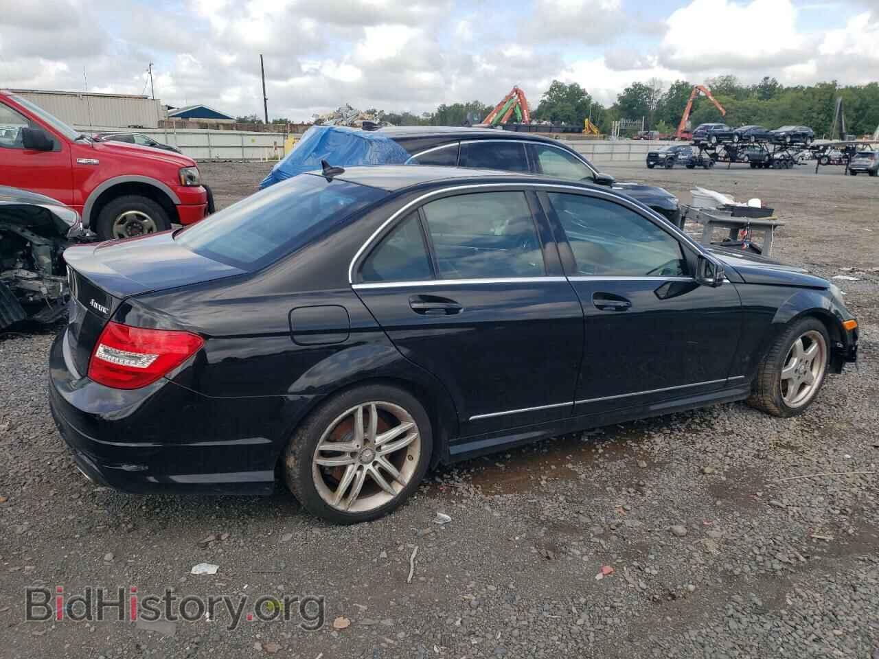 2014 MERCEDES-BENZ C-CLASS - VIN: WDDGF8AB3EA949383 - Фото 3
