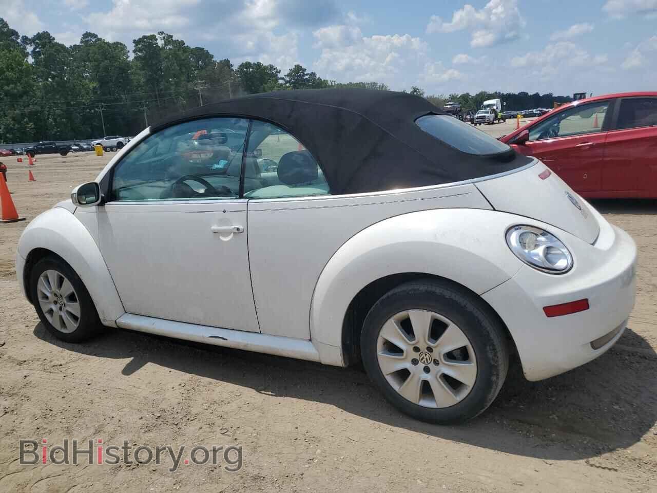 2009 VOLKSWAGEN BEETLE - VIN: 3VWRF31Y69M402835 - Фото 2