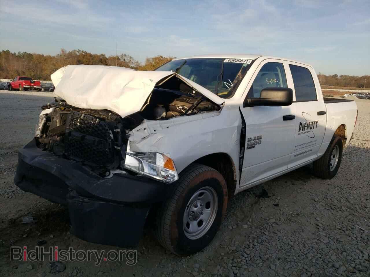 2019 RAM 1500 - VIN: 3C6RR7KT7KG600095 - Photo 2
