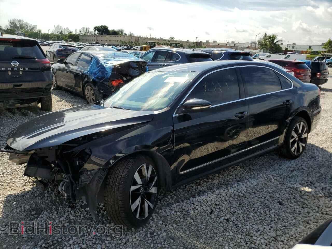 Фотография 1VWAT7A36HC009161 - VOLKSWAGEN PASSAT 2017