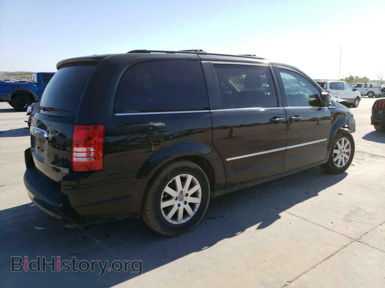 2010 CHRYSLER MINIVAN - VIN: 2A4RR8DX3AR422185 - Фото 3