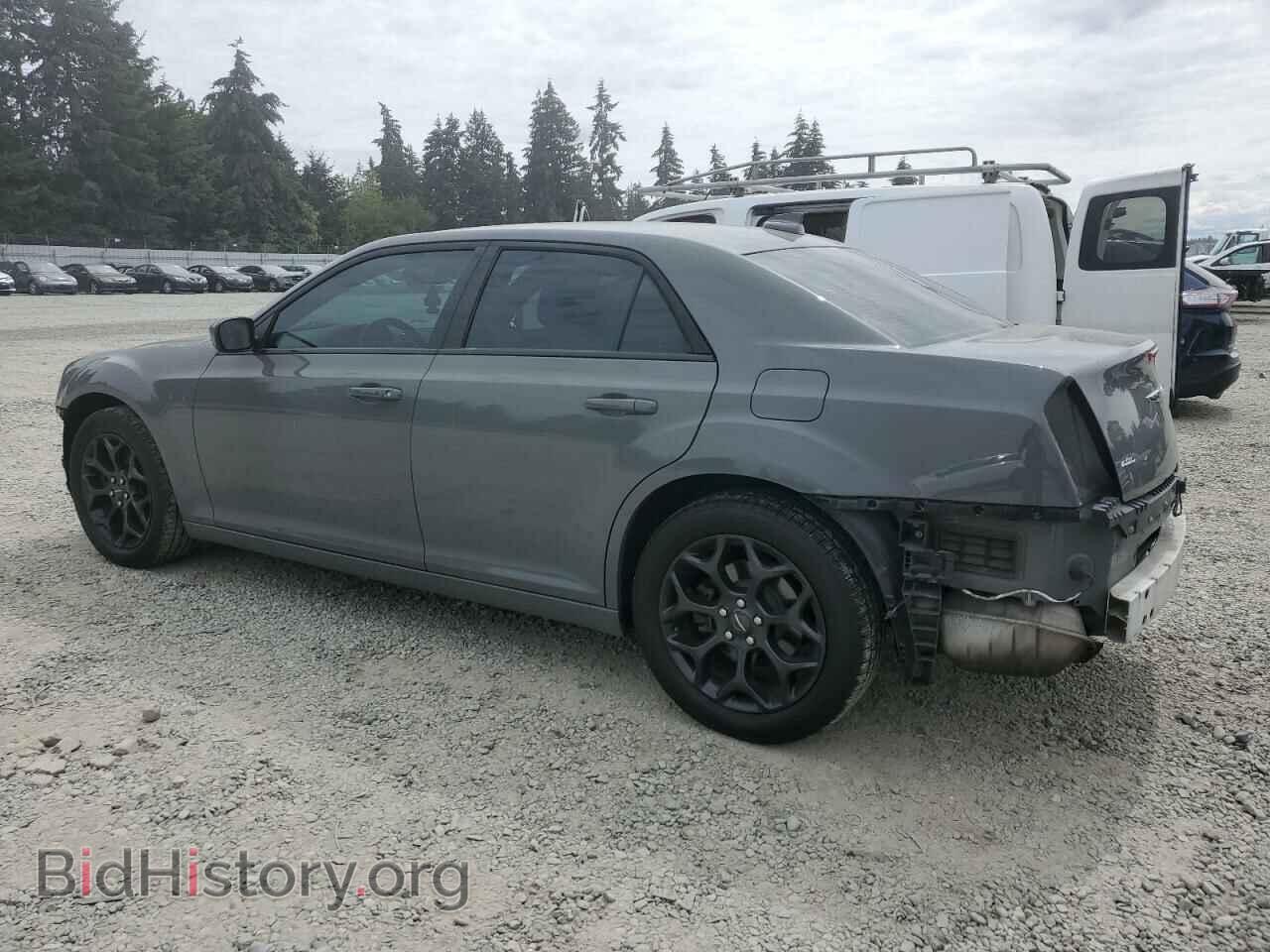 2019 CHRYSLER 300 - VIN: 2C3CCAGGXKH539659 - Фото 2