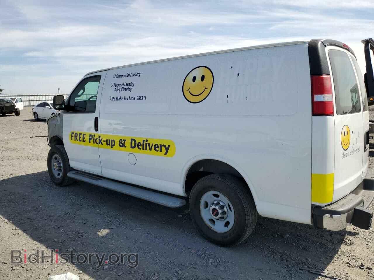 2017 GMC SAVANA - VIN: 1GTW7AFF3H1907693 - Фото 2