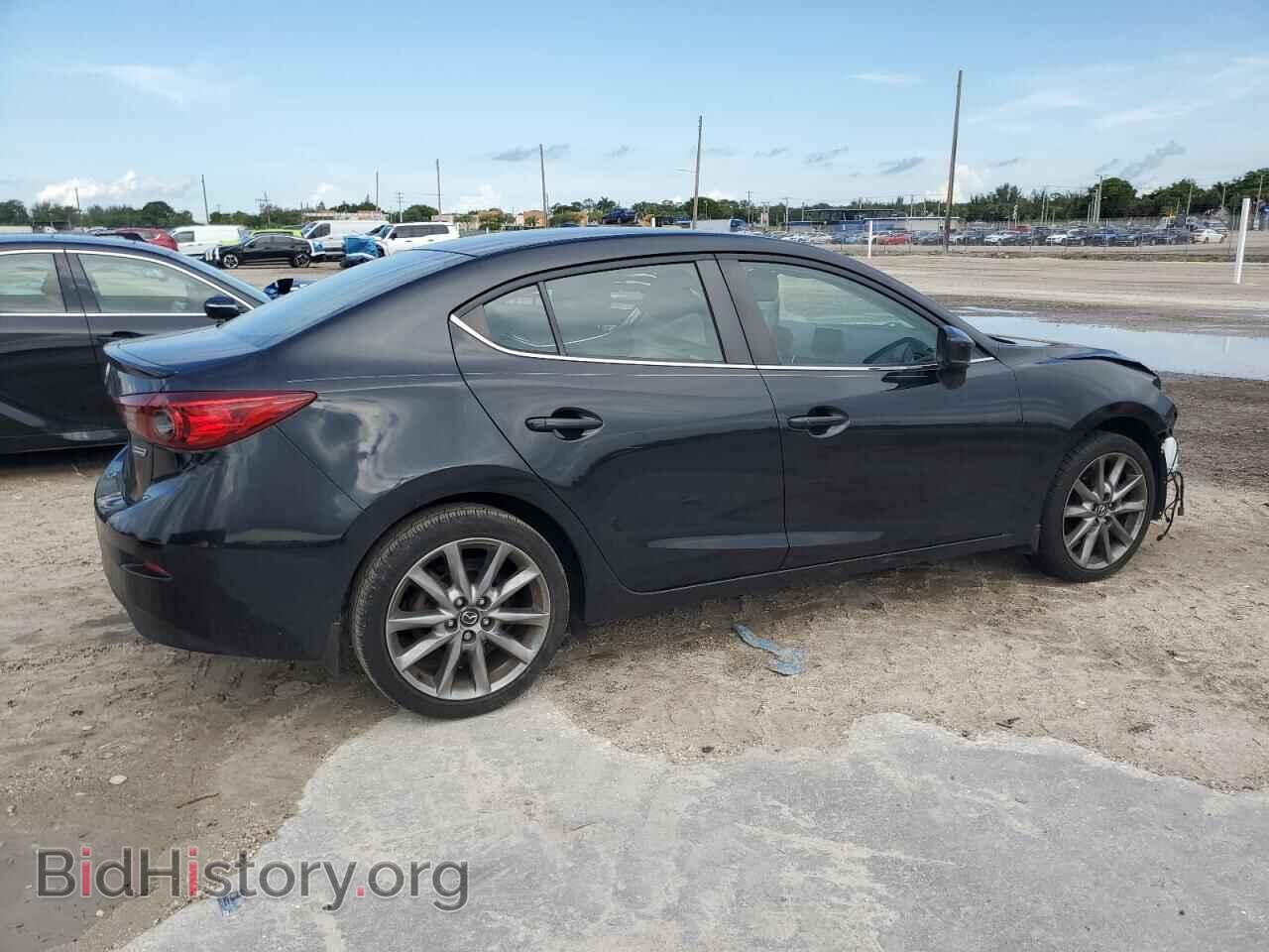 2018 MAZDA 3 - VIN: 3MZBN1V36JM158437 - Фото 3