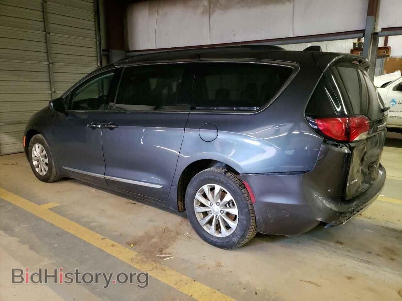 2017 CHRYSLER PACIFICA - VIN: 2C4RC1BG7HR524911 - Photo 2