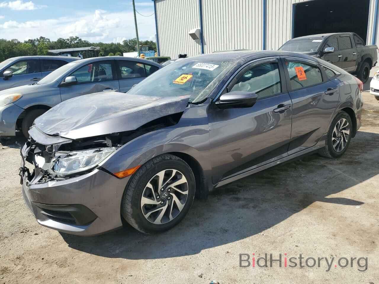 Photo 19XFC2F78JE001259 - HONDA CIVIC 2018