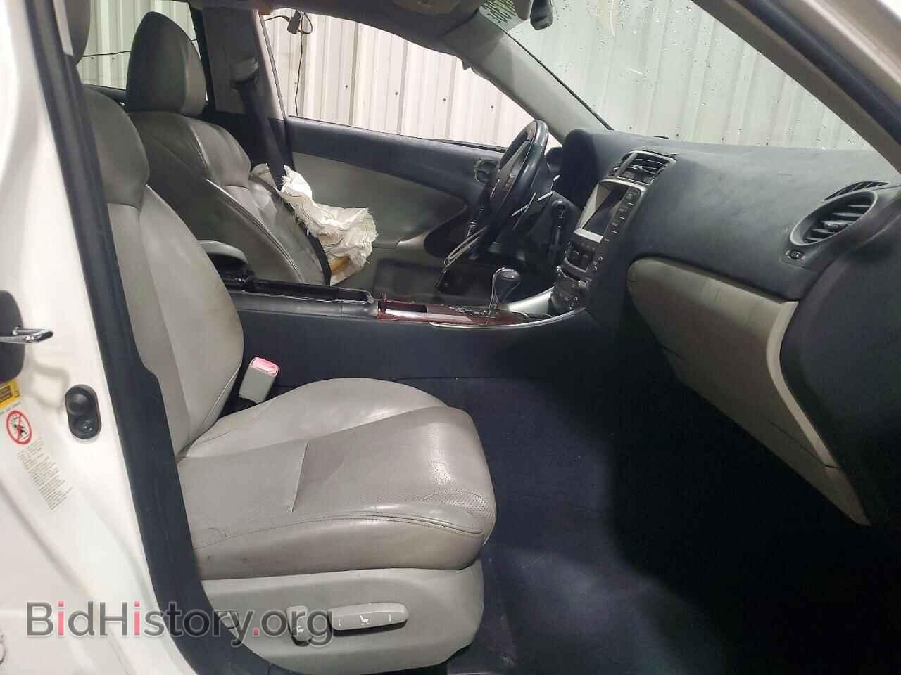 2007 LEXUS IS - VIN: JTHCK262272011655 - Фото 7