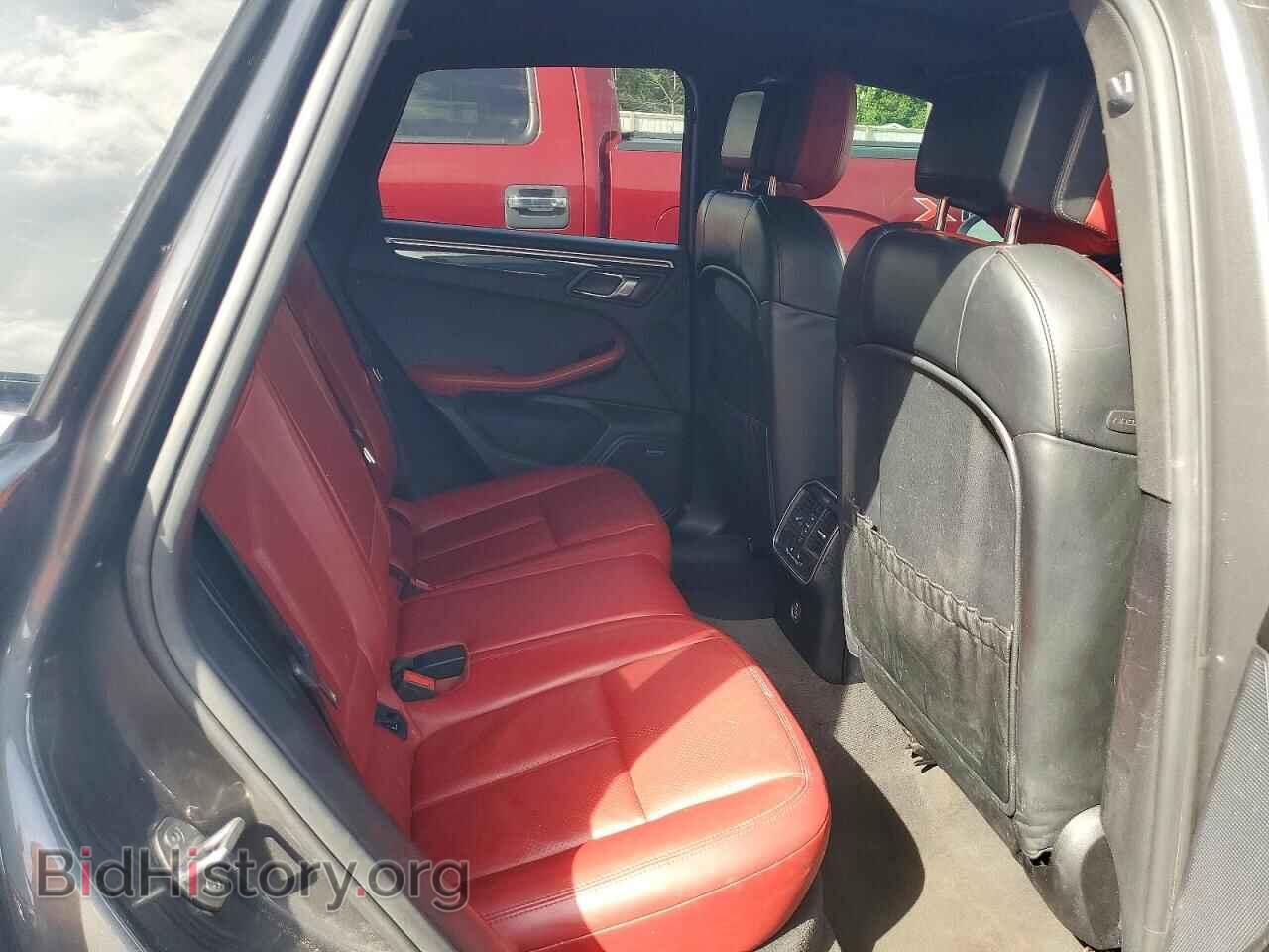2018 PORSCHE MACAN - VIN: WP1AB2A53JLB37209 - Photo 11