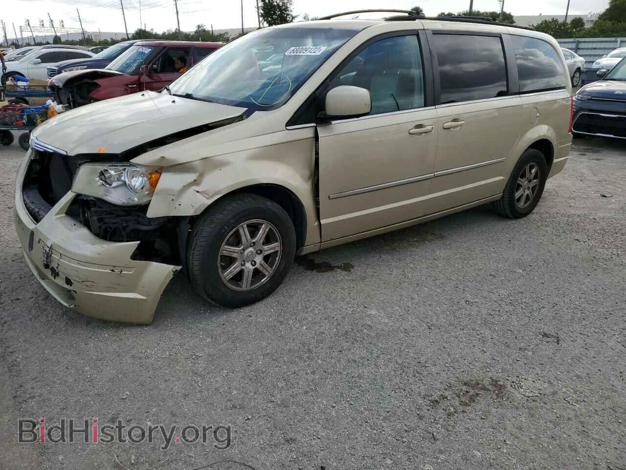 Photo 2A4RR8D19AR458264 - CHRYSLER MINIVAN 2010