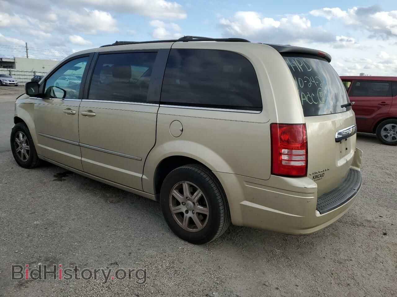 2010 CHRYSLER MINIVAN - VIN: 2A4RR8D19AR458264 - Photo 2