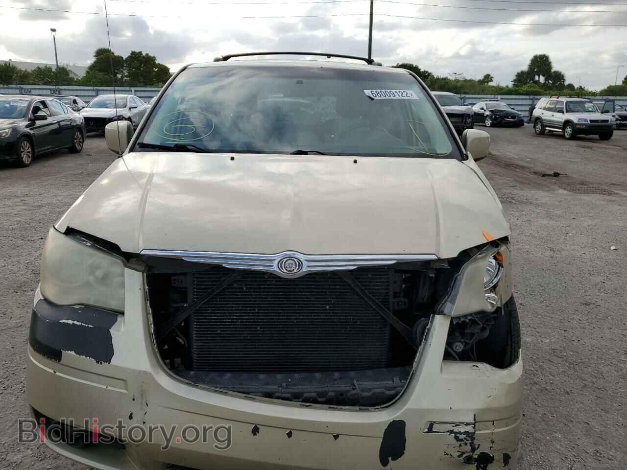 2010 CHRYSLER MINIVAN - VIN: 2A4RR8D19AR458264 - Photo 5