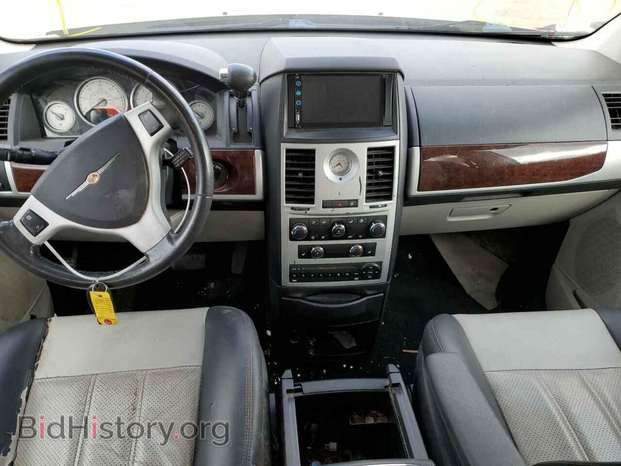 2010 CHRYSLER MINIVAN - VIN: 2A4RR8D19AR458264 - Photo 8