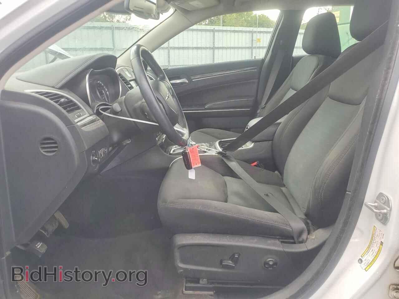 2018 CHRYSLER 300 - VIN: 2C3CCAAG1JH275206 - Photo 7