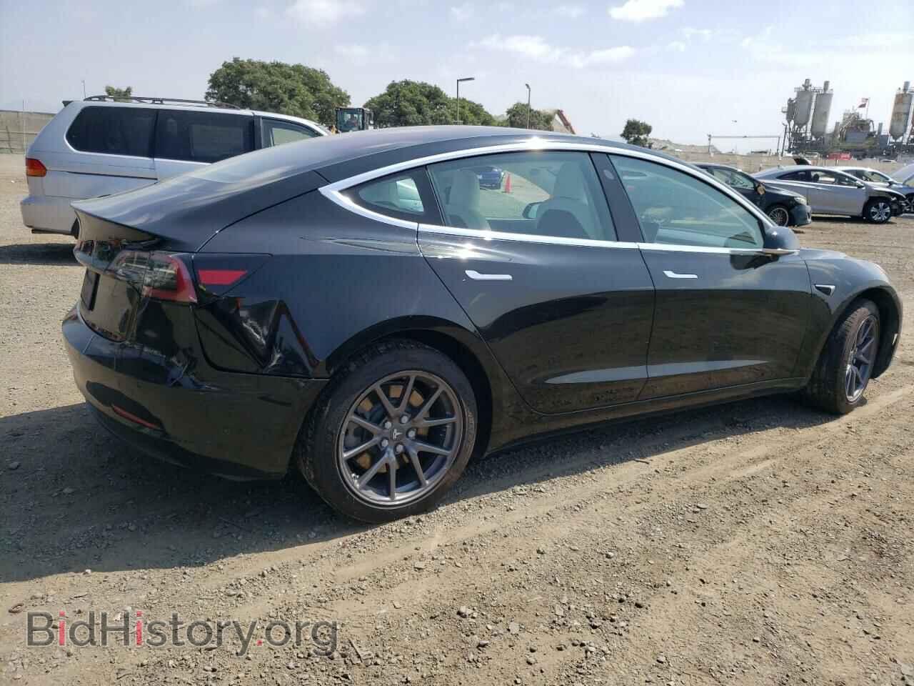 2018 TESLA MODEL 3 - VIN: 5YJ3E1EAXJF166325 - Photo 3