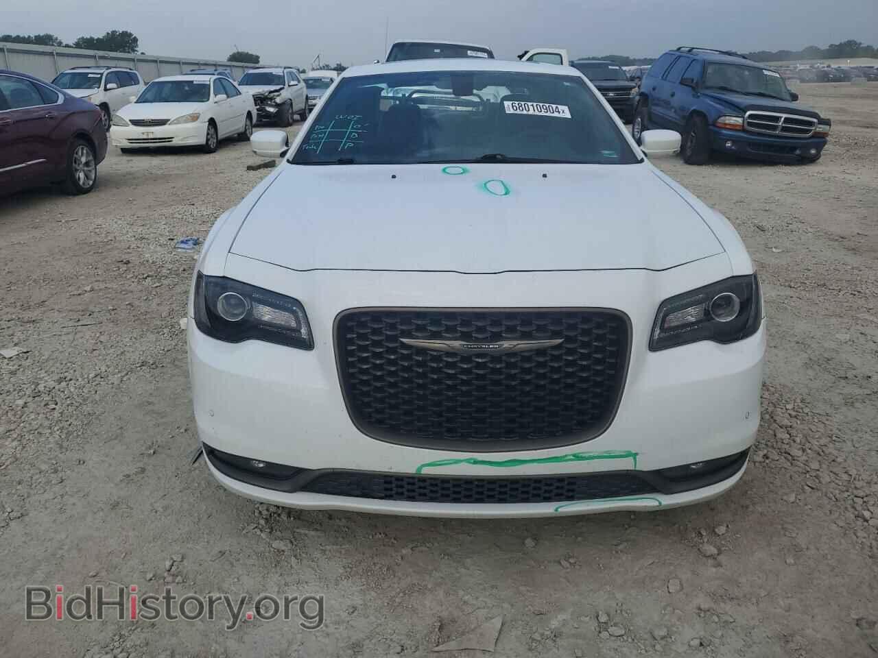 2016 CHRYSLER 300 - VIN: 2C3CCABG5GH269769 - Фото 5