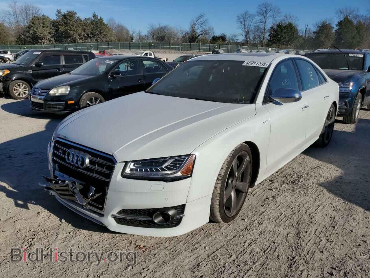 Фотография WAUJSAFD4GN006411 - AUDI S8 2016