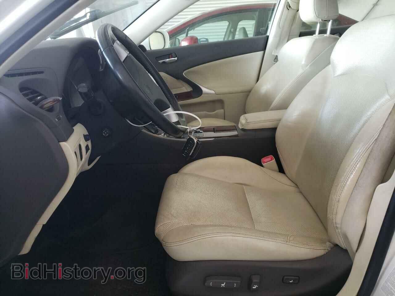 2012 LEXUS IS - VIN: JTHCF5C26C5060599 - Photo 7