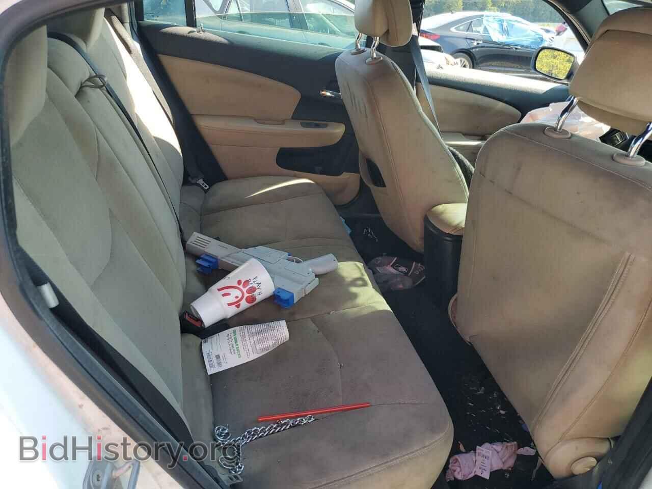 2011 CHRYSLER 200 - VIN: 1C3BC4FB7BN552928 - Фото 10