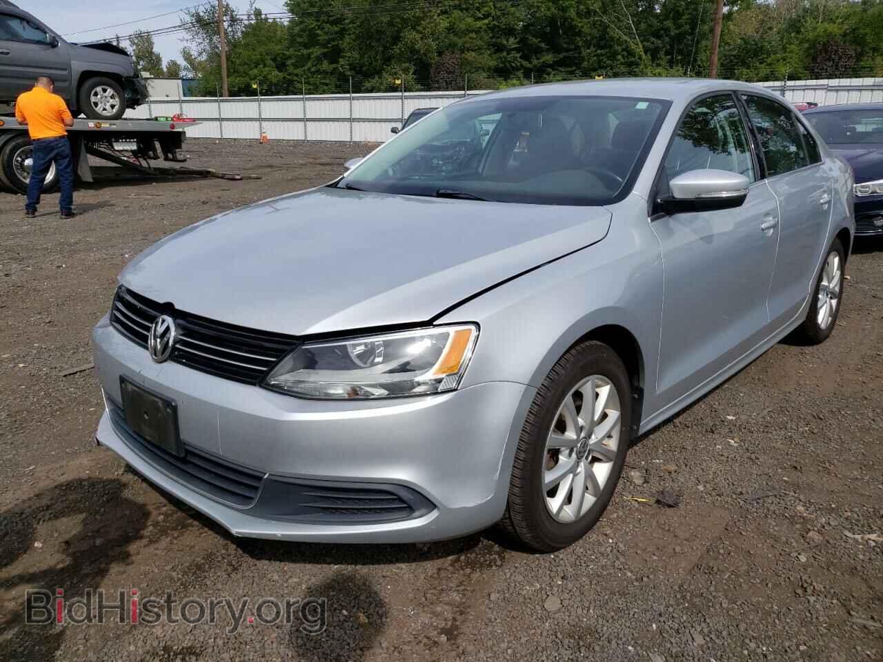 Фотография 3VWB17AJ6EM365936 - VOLKSWAGEN JETTA 2014