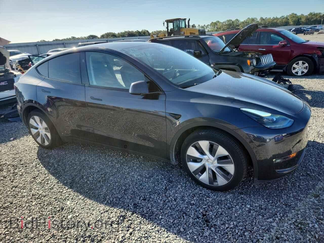 2024 TESLA MODEL Y - VIN: 7SAYGDEE9RA236560 - Photo 4