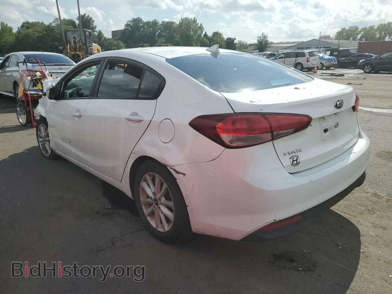 2017 KIA FORTE - VIN: 3KPFL4A78HE007768 - Фото 2
