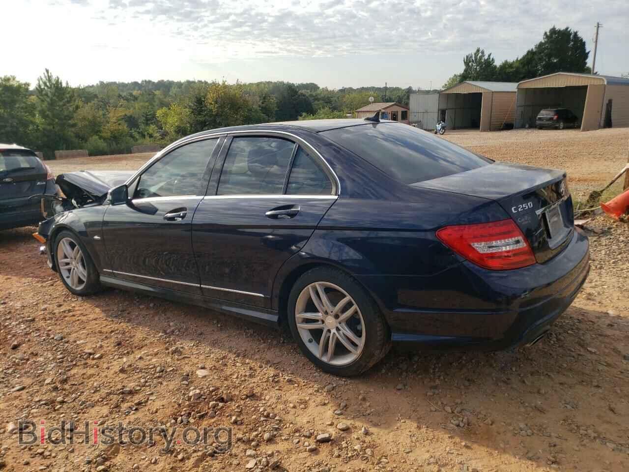 2012 MERCEDES-BENZ C-CLASS - VIN: WDDGF4HB1CA607359 - Фото 2