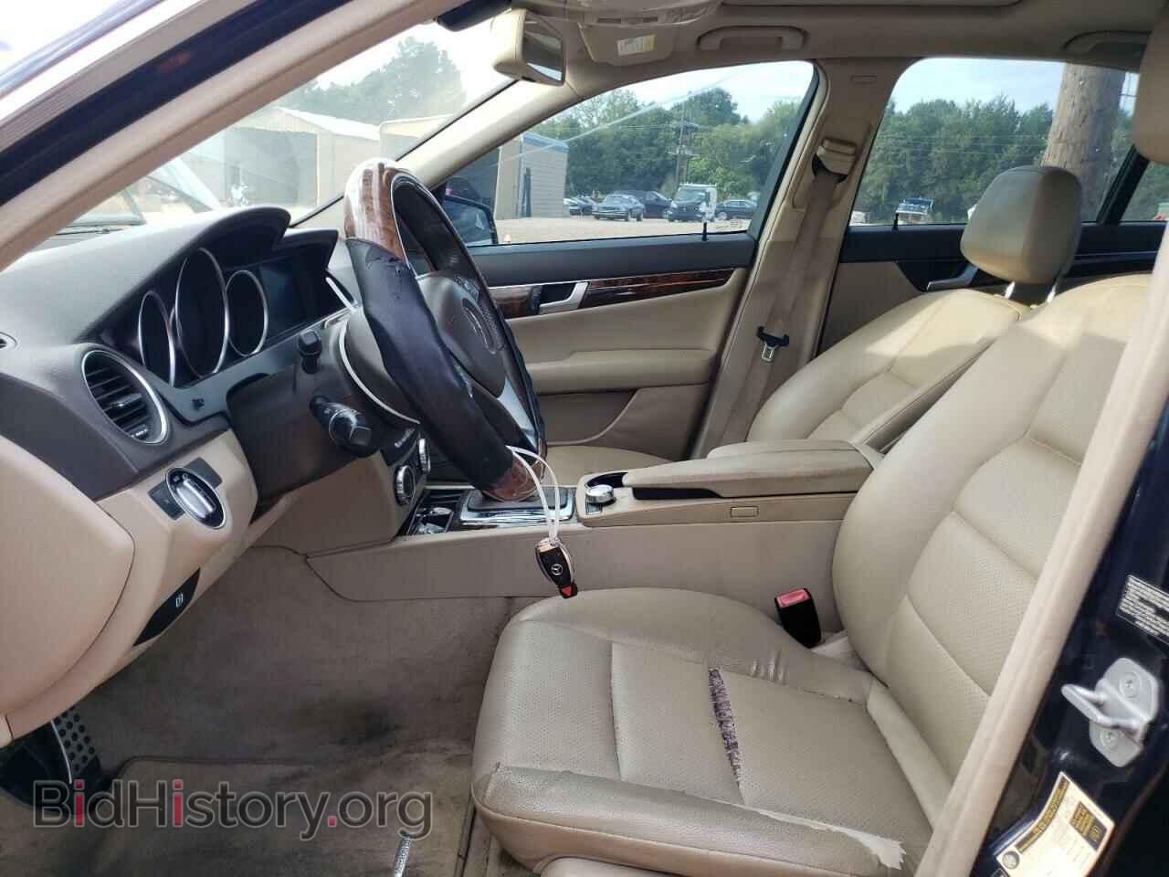 2012 MERCEDES-BENZ C-CLASS - VIN: WDDGF4HB1CA607359 - Фото 7
