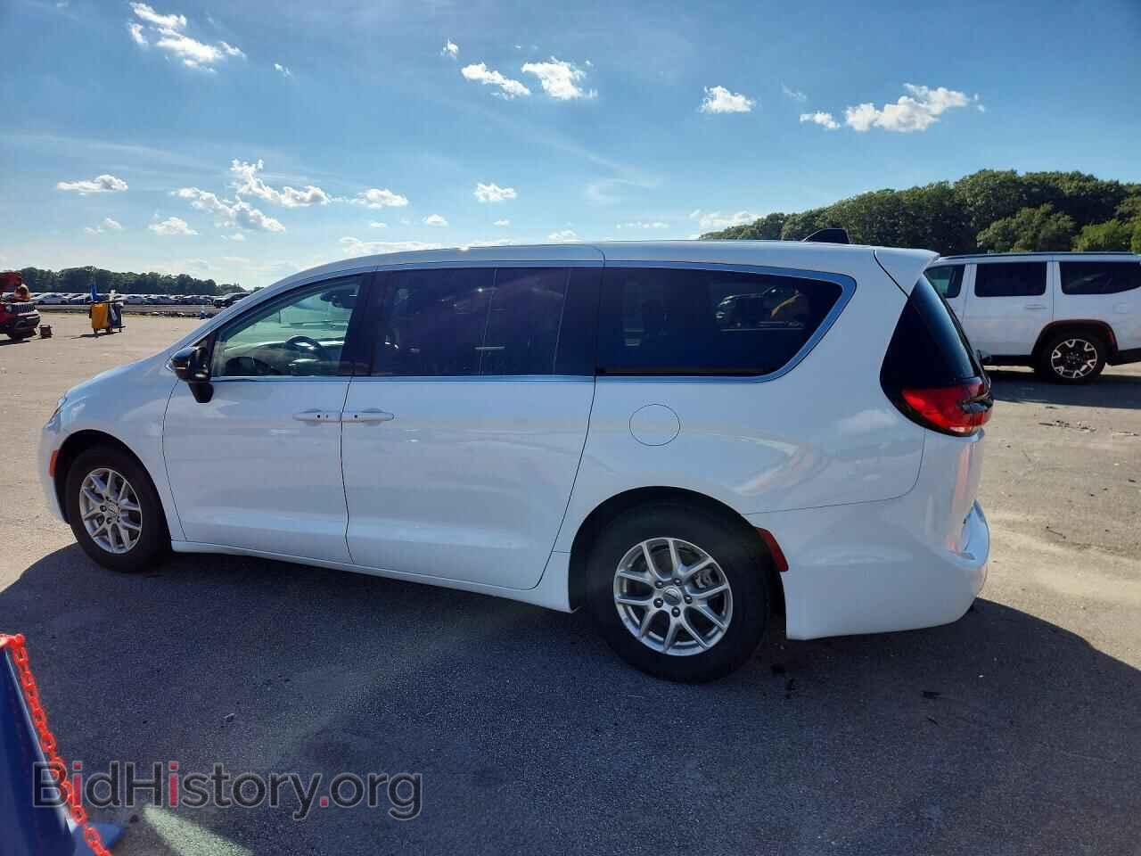 2024 CHRYSLER PACIFICA - VIN: 2C4RC1BG3RR182276 - Photo 2