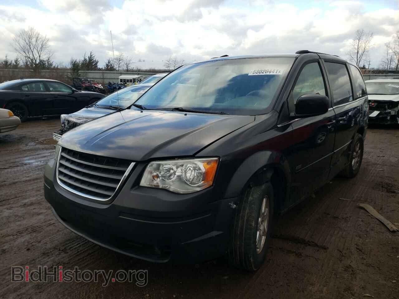 2008 CHRYSLER MINIVAN - VIN: 2A8HR54PX8R736242 - Фото 2