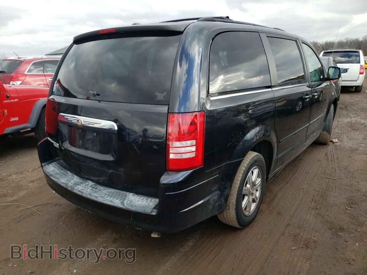 2008 CHRYSLER MINIVAN - VIN: 2A8HR54PX8R736242 - Фото 4