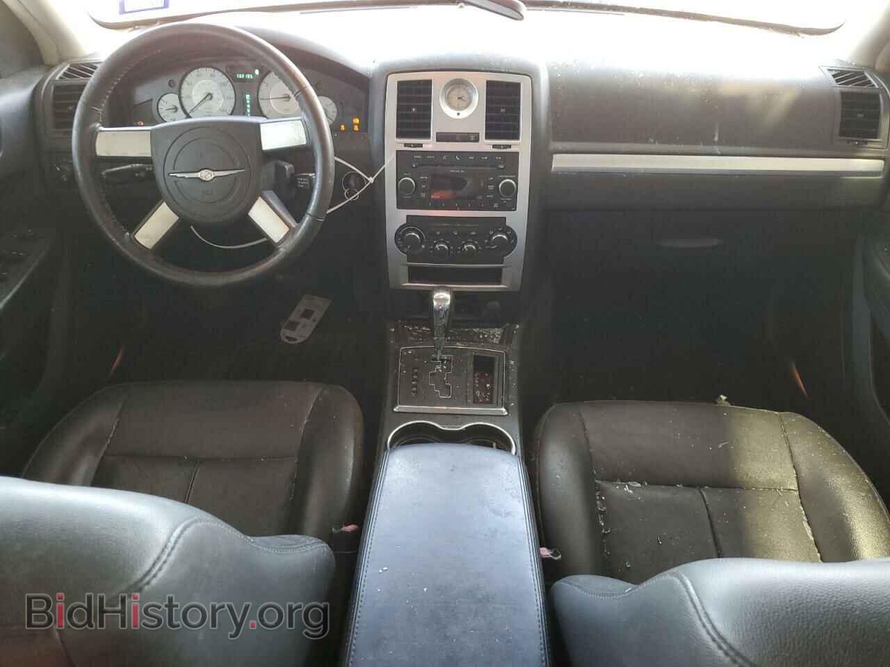 2010 CHRYSLER 300 - VIN: 2C3CA5CV8AH206621 - Фото 8