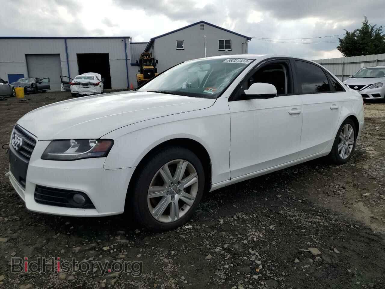 Фотография WAUBFAFL2BN056135 - AUDI A4 2011