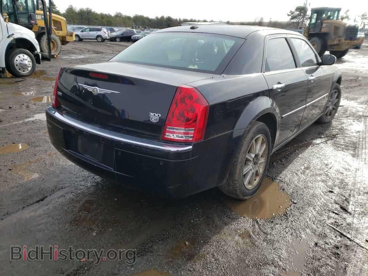 2010 CHRYSLER 300 - VIN: 2C3CK6CT4AH113807 - Фото 4