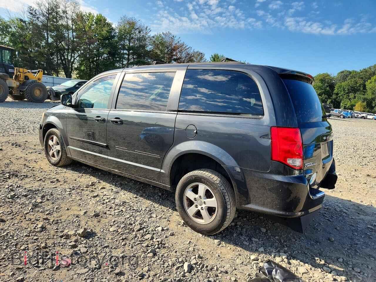 2011 DODGE CARAVAN - VIN: 2D4RN3DG1BR786906 - Photo 2