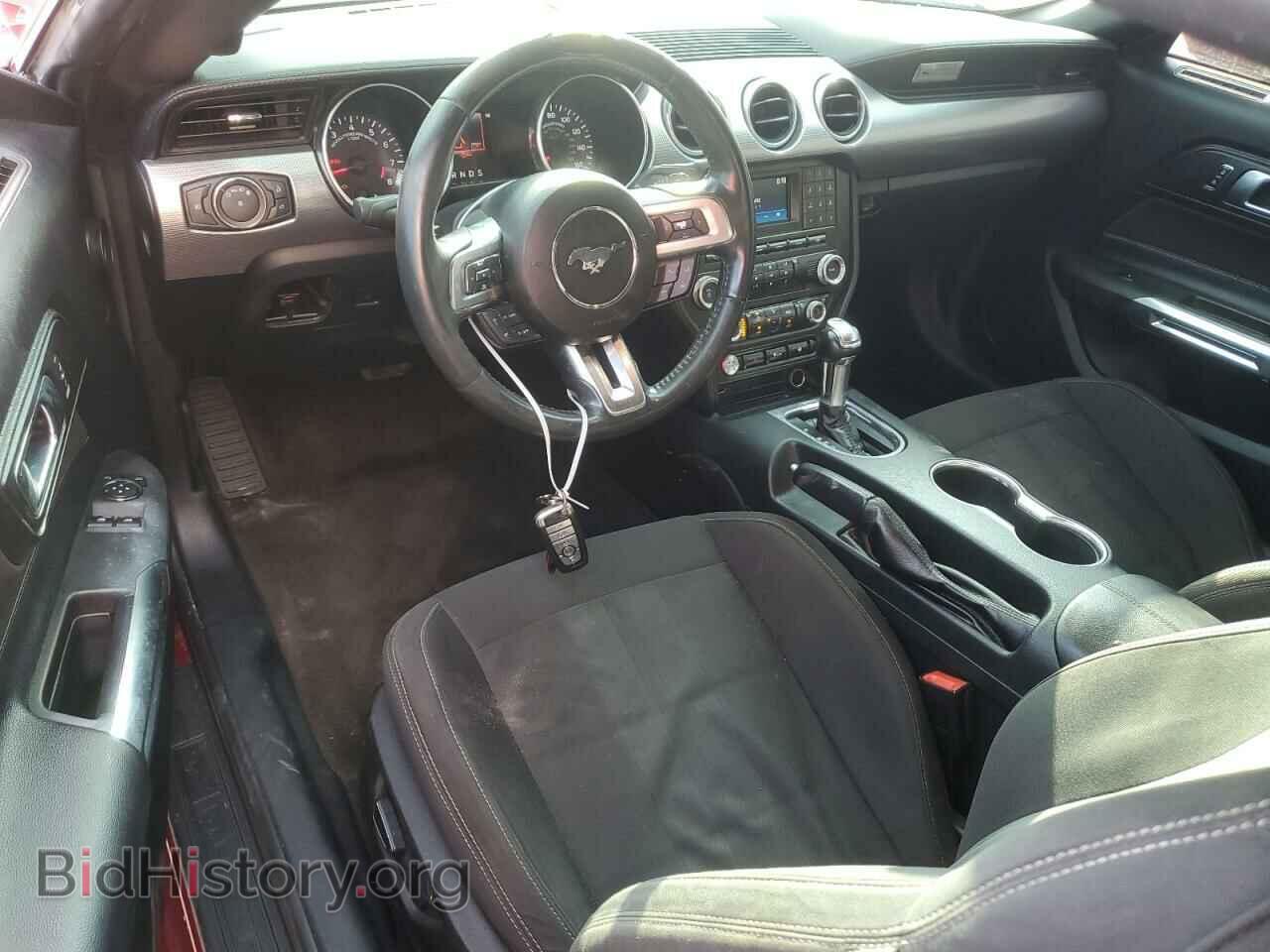 2018 FORD MUSTANG - VIN: 1FA6P8CF7J5113149 - Фото 8