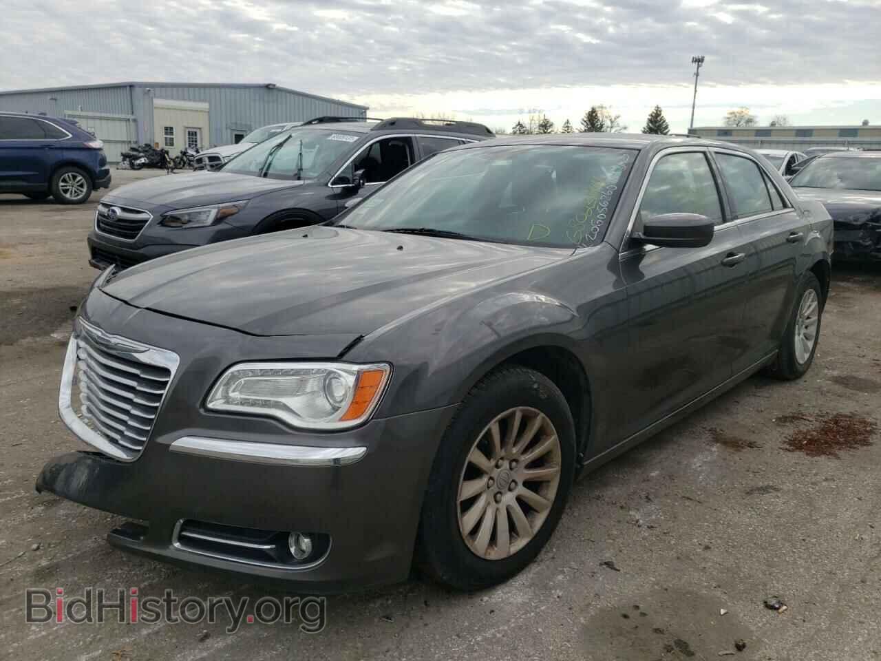 2014 CHRYSLER 300 - VIN: 2C3CCAAG3EH179096 - Фото 2