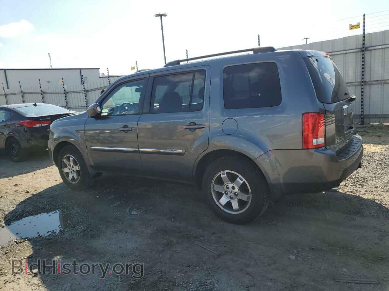 2011 HONDA PILOT - VIN: 5FNYF3H92BB042552 - Фото 2