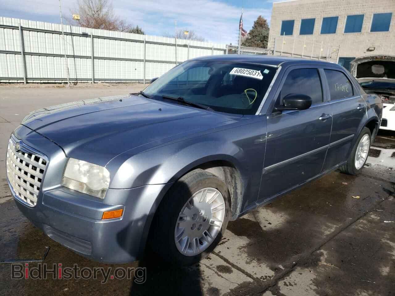 2007 CHRYSLER 300 - VIN: 2C3KA43R97H678537 - Фото 2