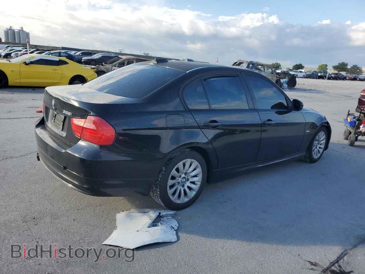 2009 BMW 3 SERIES - VIN: WBAPH73509A173528 - Фото 3