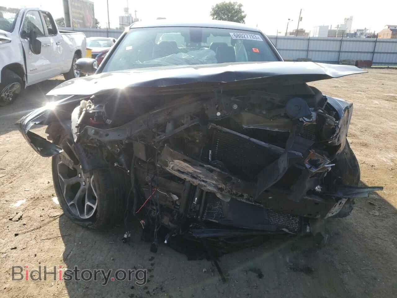 2019 CHRYSLER 300 - VIN: 2C3CCABGXKH538793 - Фото 5