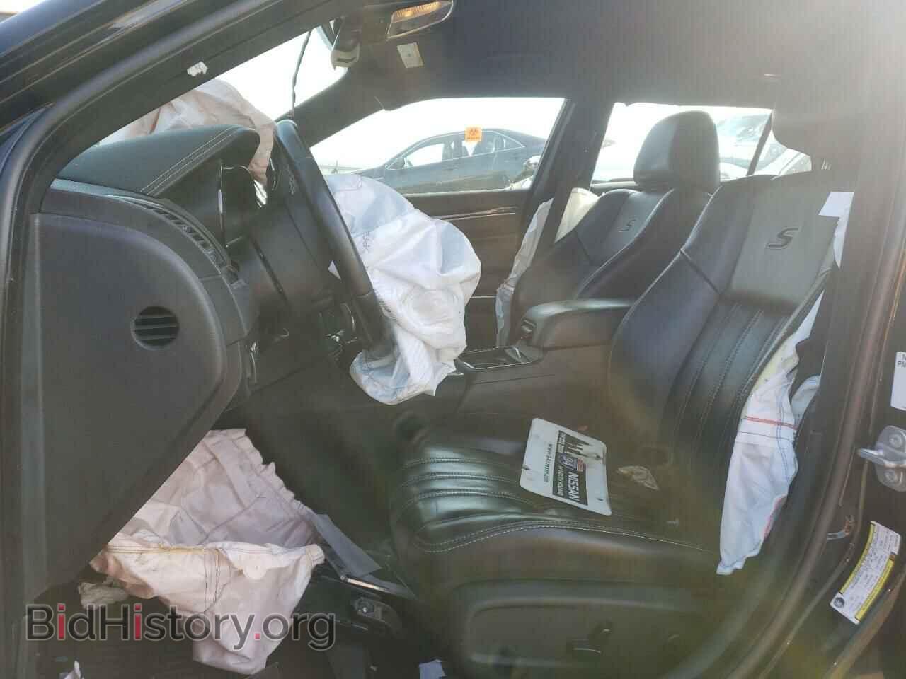 2019 CHRYSLER 300 - VIN: 2C3CCABGXKH538793 - Фото 7
