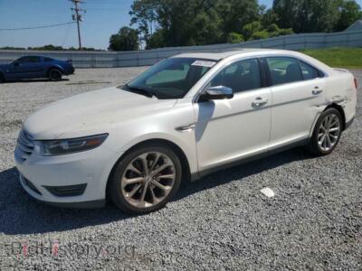 2015 Ford TAURUS Limited, белый — VIN 1FAHP2J87FG106823, Copart
