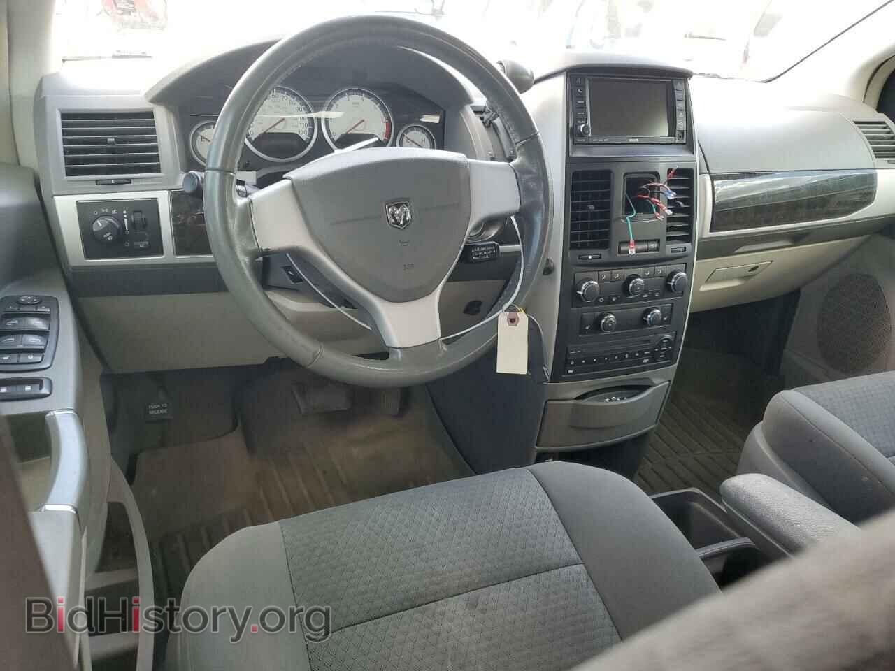 2010 DODGE CARAVAN - VIN: 2D4RN5D10AR416679 - Фото 8