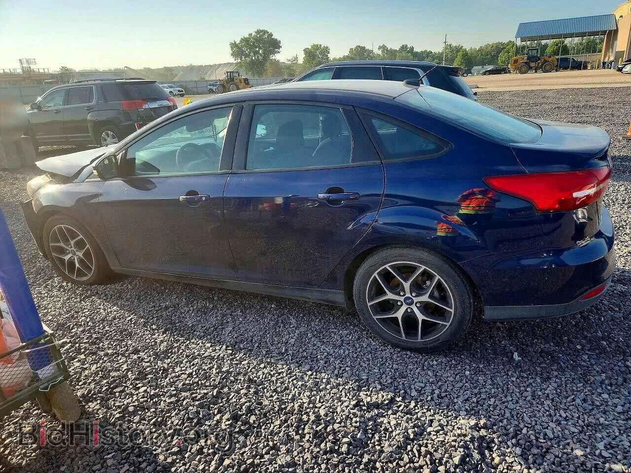 2017 FORD FOCUS - VIN: 1FADP3H2XHL206138 - Photo 2