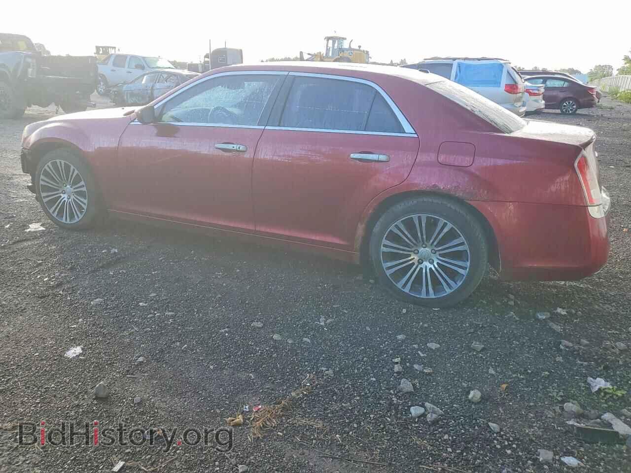2013 CHRYSLER 300 - VIN: 2C3CCAAG8DH550994 - Фото 2